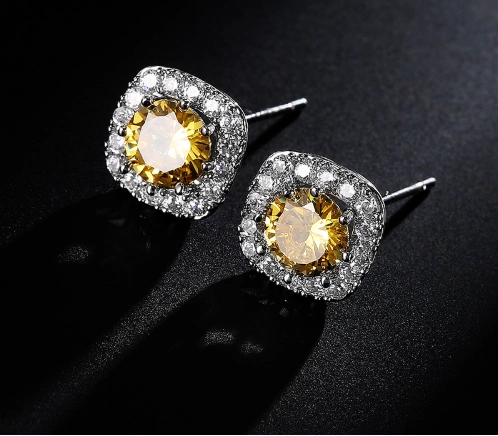 Round classic crystal earrings 2