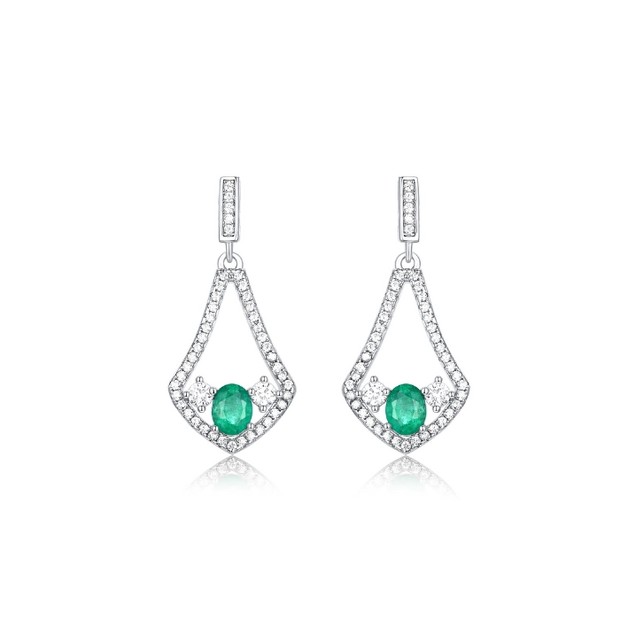 Delicate earrings in silver with emerald birthstone 1
