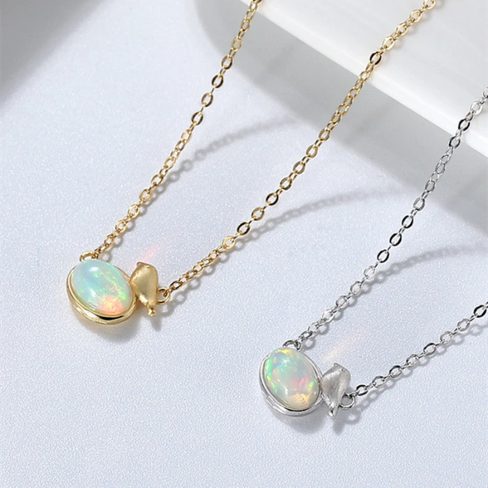 Delicate natural opal birthstone necklace 3