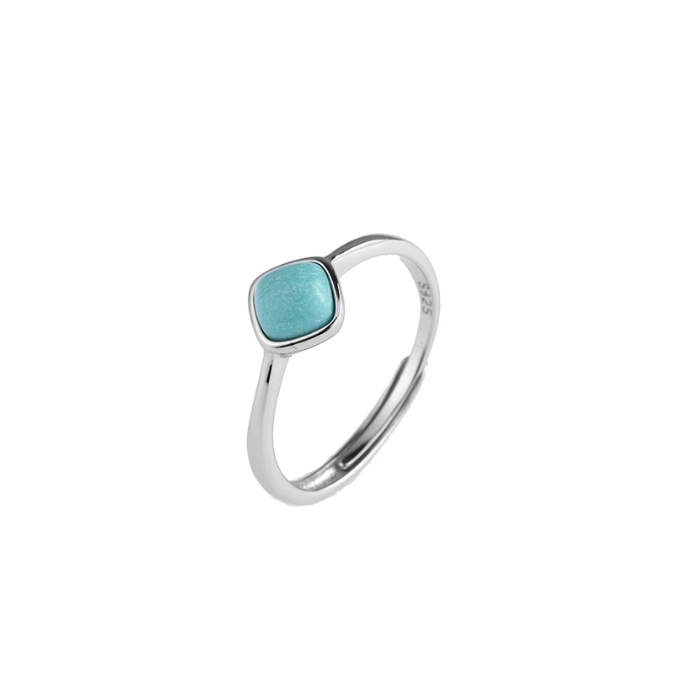 Delicate solitaire ring with turquoise birthstone 4