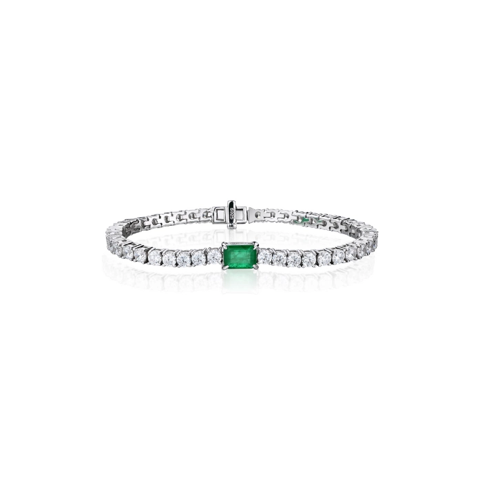 Elegant emerald birthstone bracelet 2
